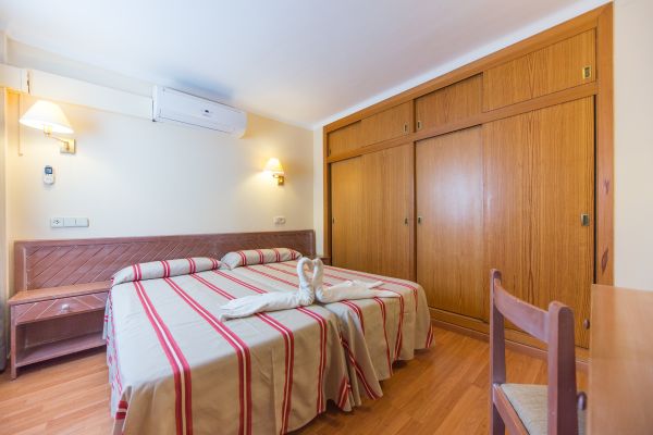 Hotel Carlos V Apartamentos (Alcúdia)